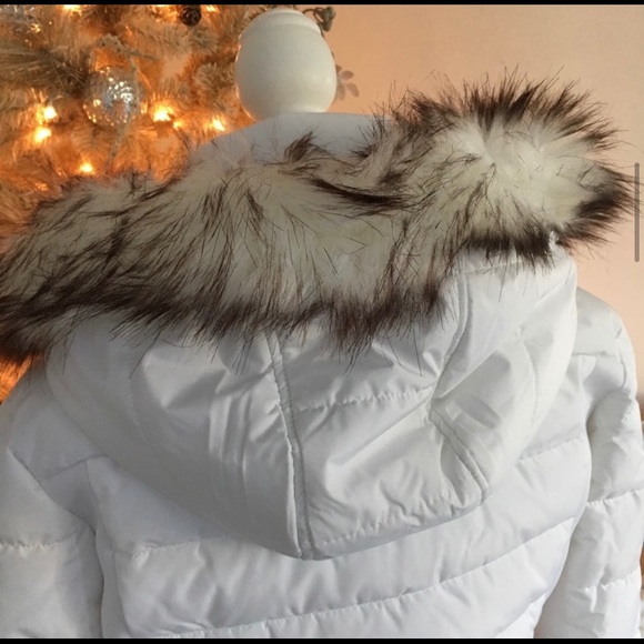 New! Michael Kors Puffer jacket - Picture 6 of 13